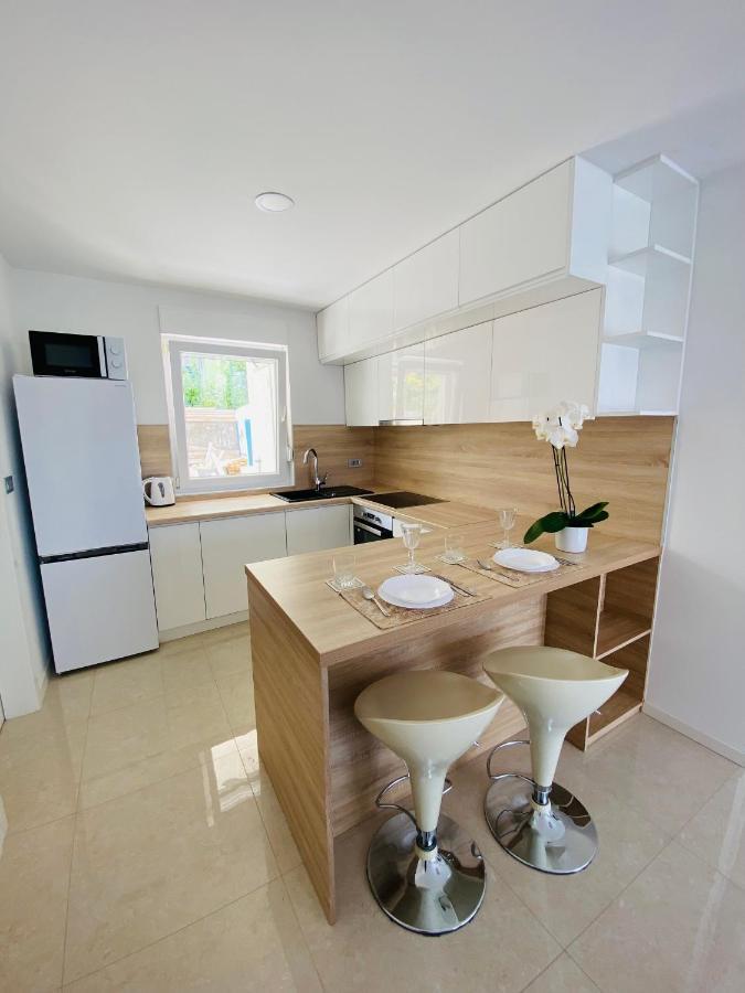 Seaview Villa โคเปร์ ภายนอก รูปภาพ