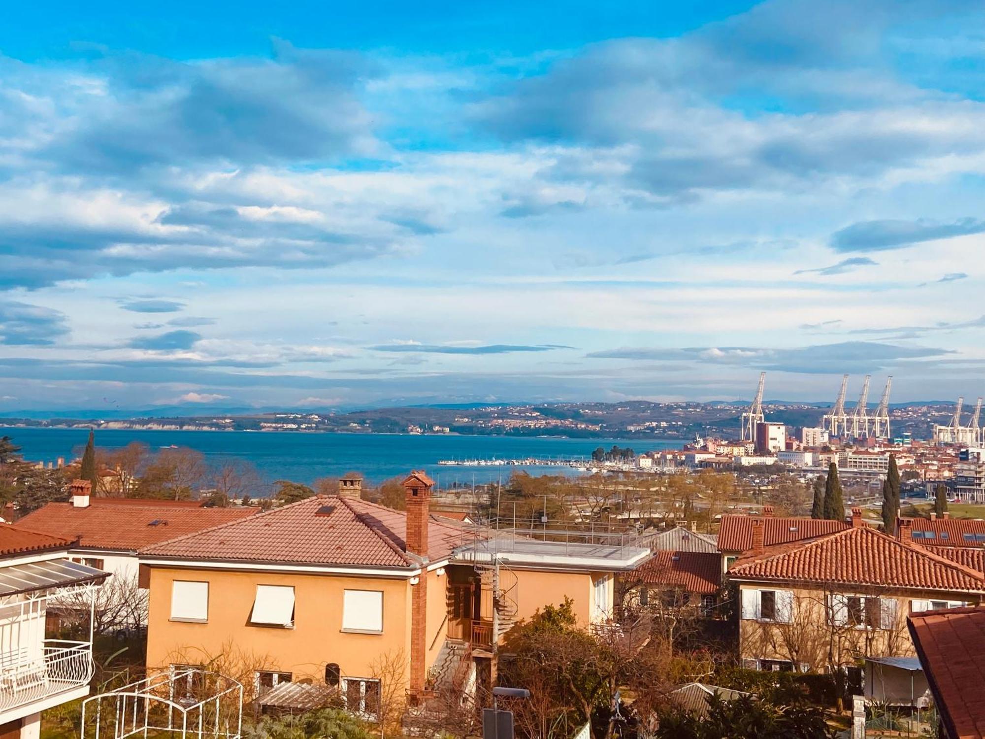 Seaview Villa โคเปร์ ภายนอก รูปภาพ